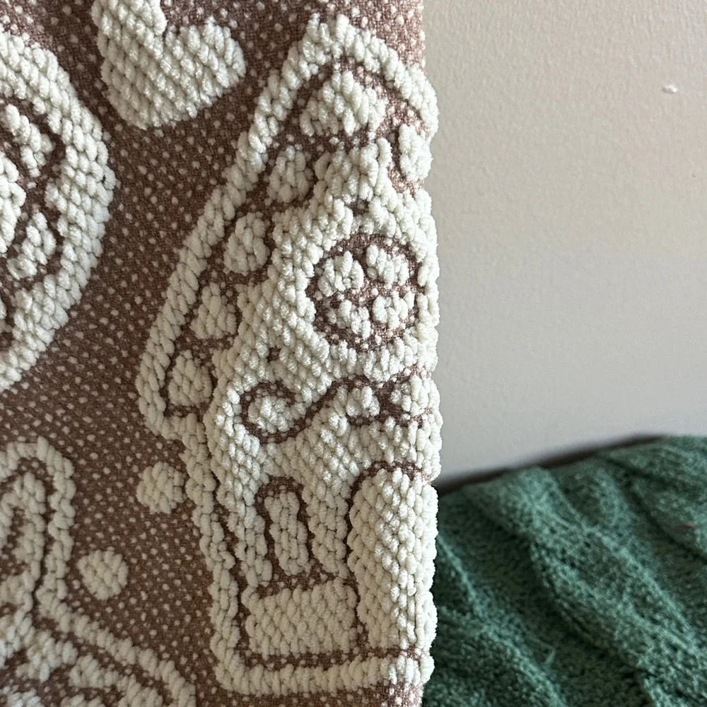 Cupcakes & Cashmere Holiday Christmas Throw Chenille Gingerbread Reindeer NEW!